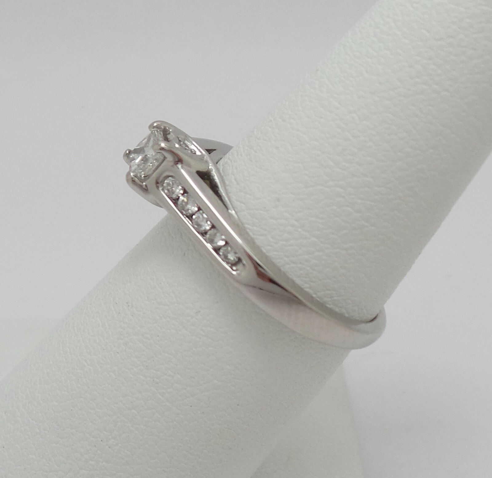 1/2CT Natural Diamond Anniversary Engagement Wedding Bridal Ring 14K White Gold