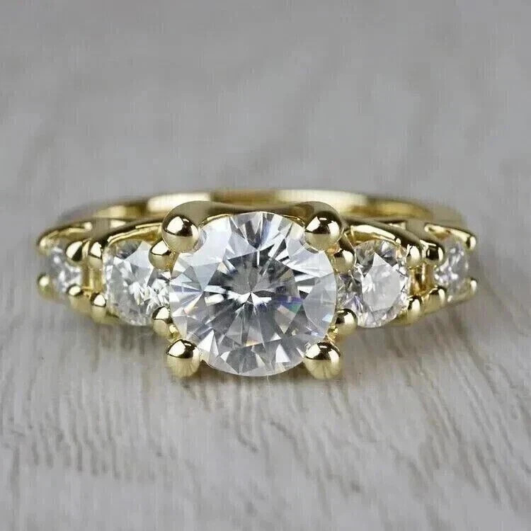 White Moissanite 2.70 Ct Round Cut Anniversary Wedding Ring 14K Yellow Gold FN