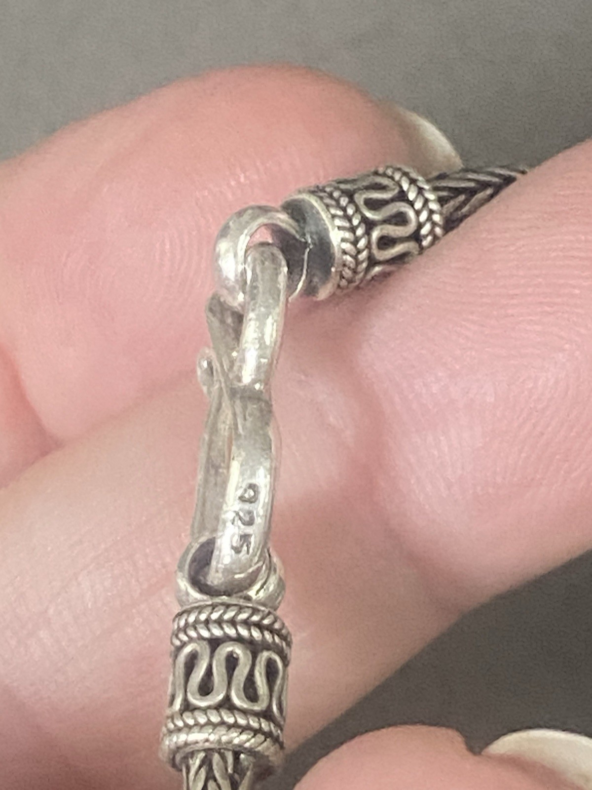 Sterling Silver Byzantine Chain W/Cross Pendant 40g