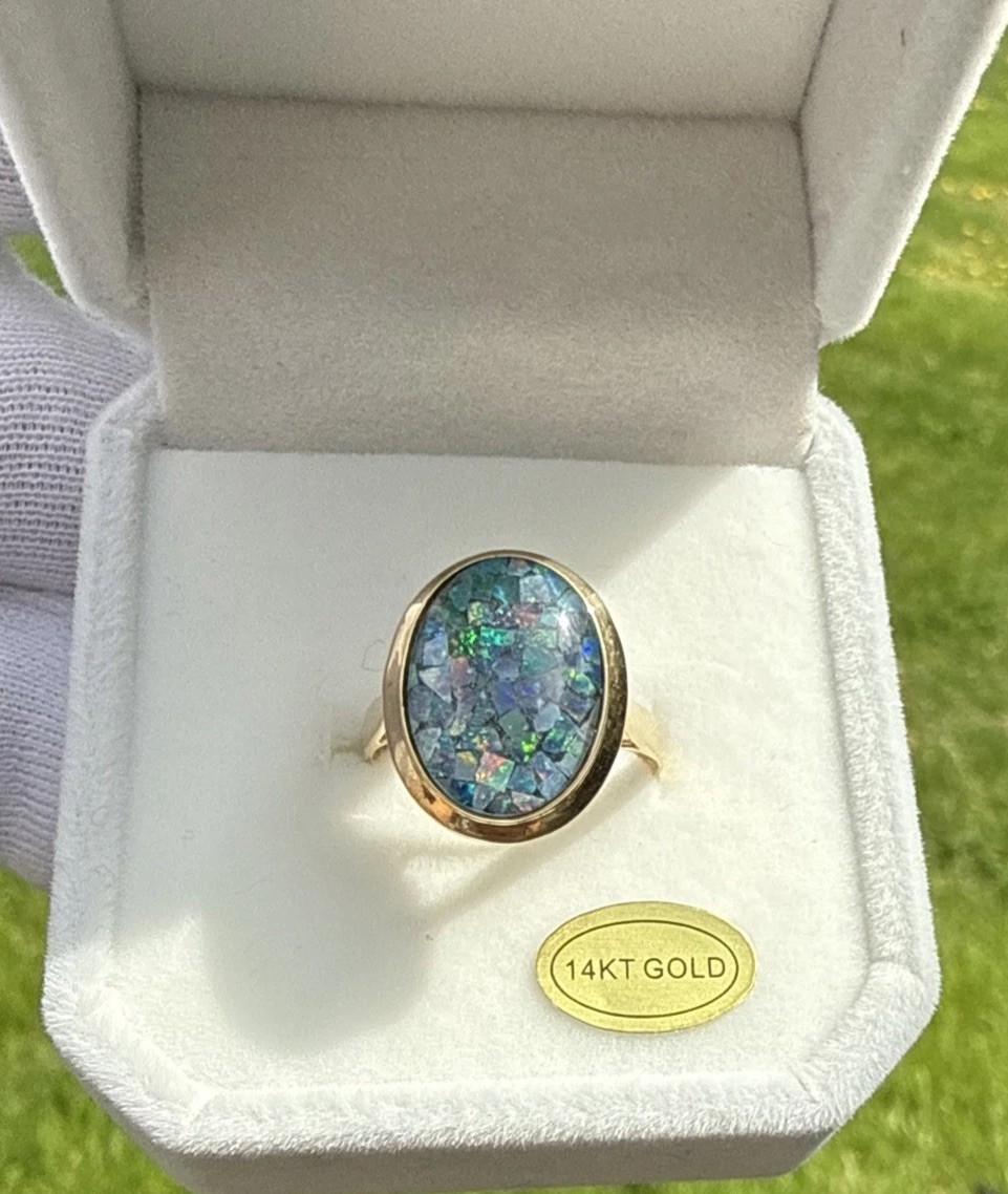 Vtg. Stamped 14K /585 Solid Yellow Gold Mosaic Opal Large Face Ring ,Sz:6.5