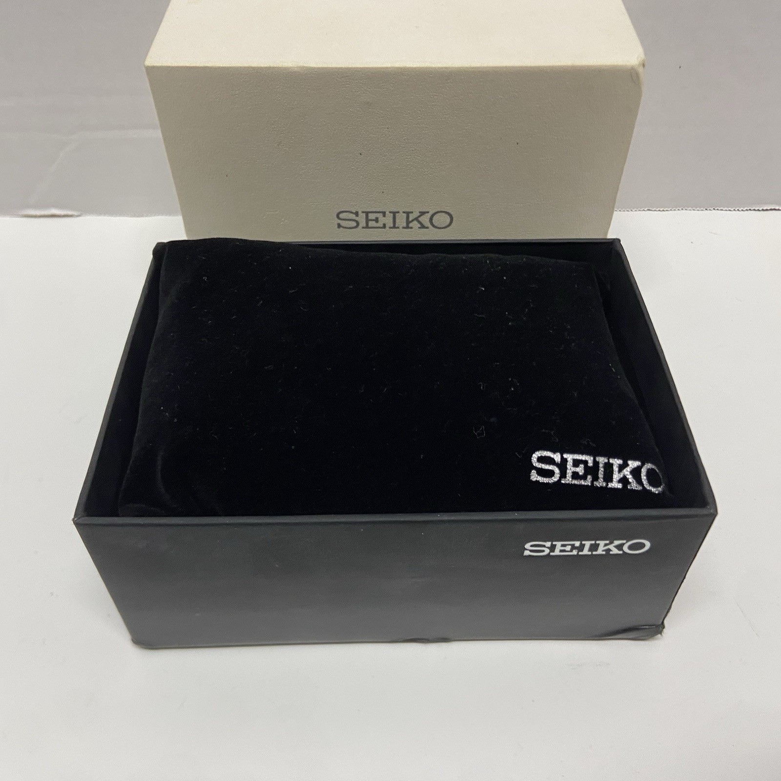 Seiko Presentation Watch Box Case Black & White Cardboard FSSB3E