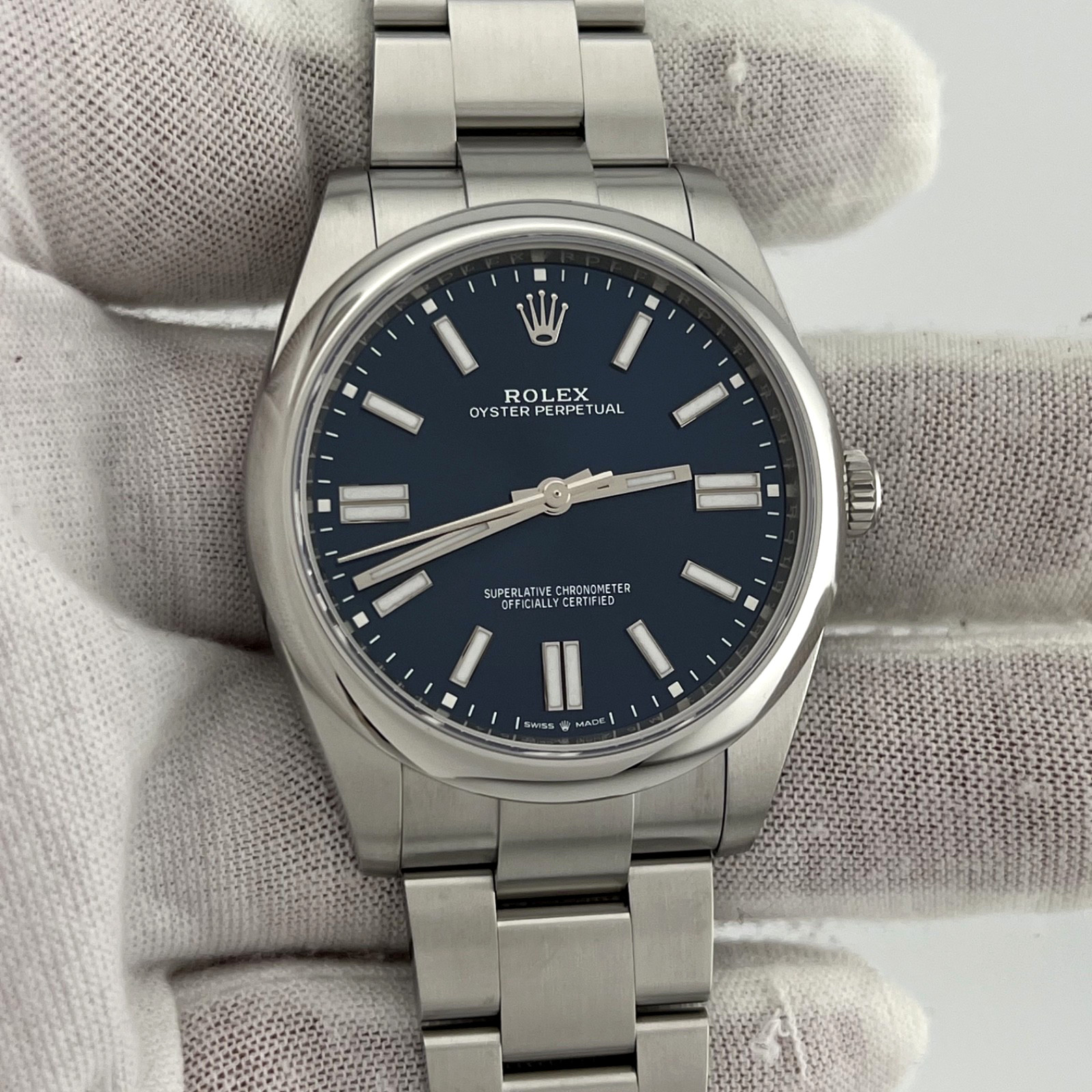 2025 Rolex Oyster Perpetual 124300 41mm Blue Dial Stainless Steel Box Papers