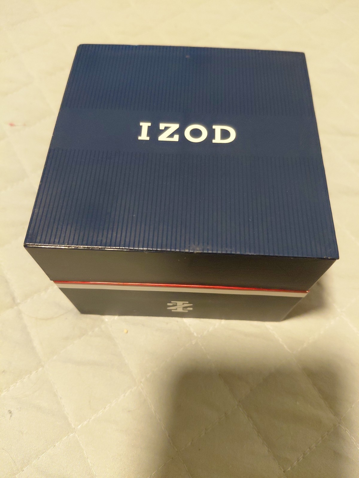 IZOD Mens Quartz Watch, Gray Mesh Band, New With Box