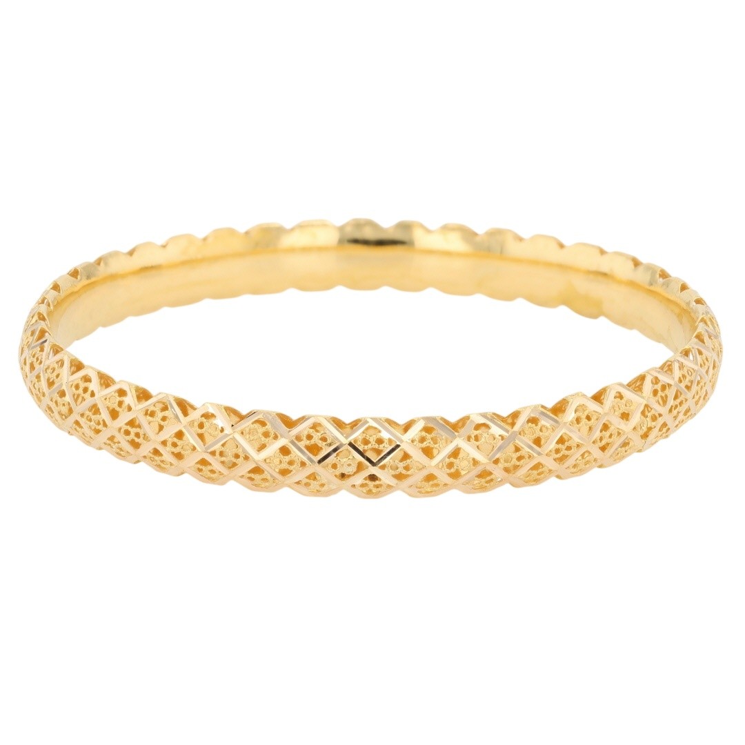 8.7mm Diamond Cut Filigree 8″ Bangle Bracelet 21k Yellow Gold 16.41 Grams