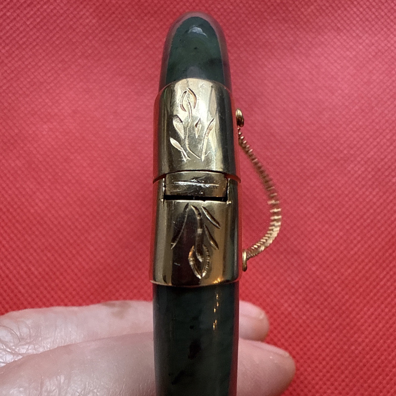 Green Nephrite Jade Hinged Gold Tone Bangle Bracelet Push Lock DAMAGED