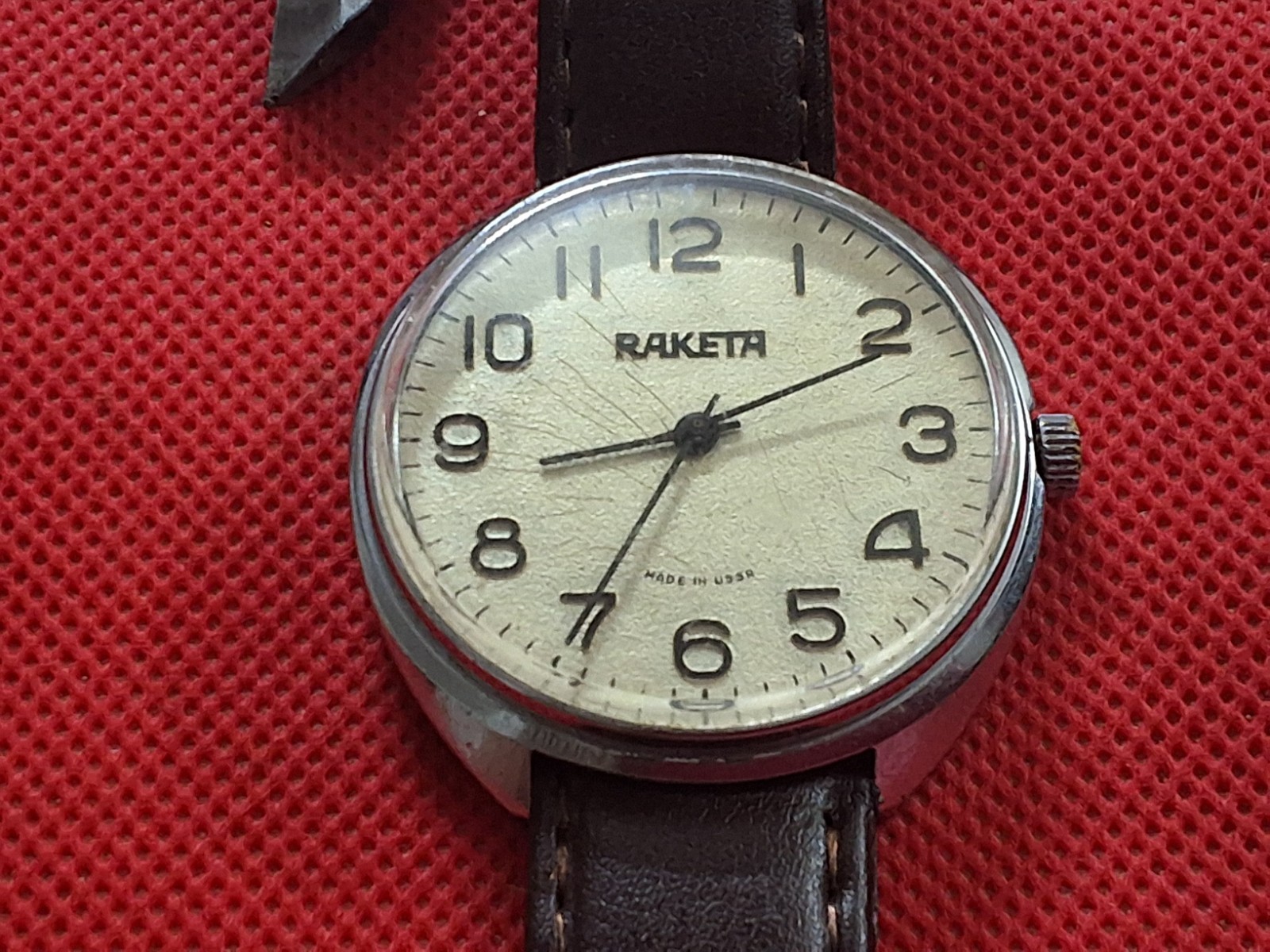 Vintage Raketa Manual Wind Wrist Watch Made in USSR 38 mm.
