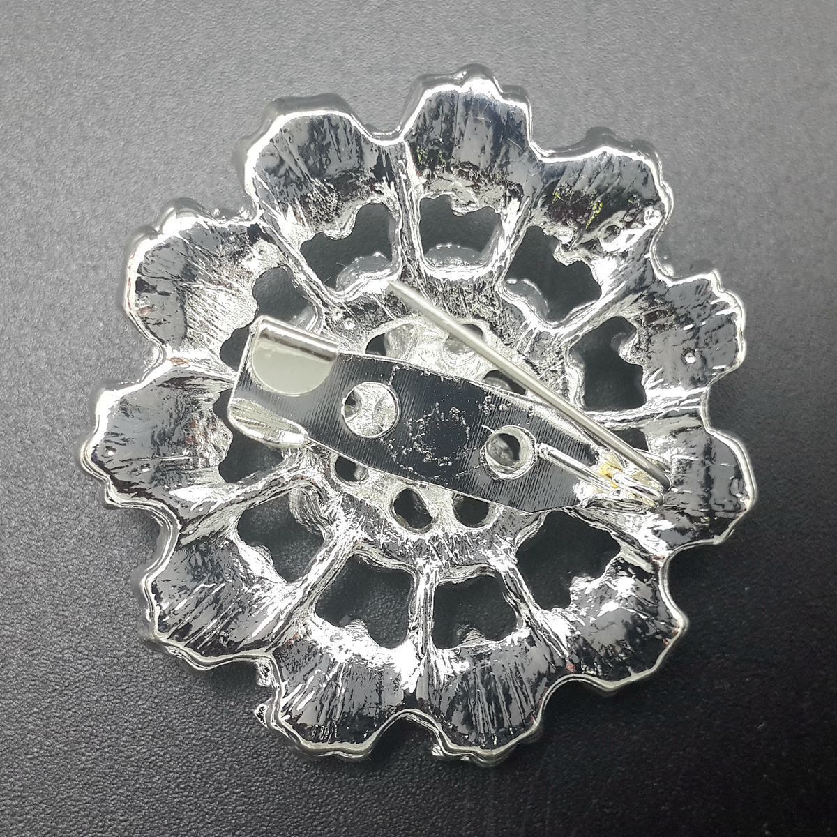 Lot 24 pc Mixed Alloy Sliver Rhinestone Crystal Brooch DIY Wedding Bouquet