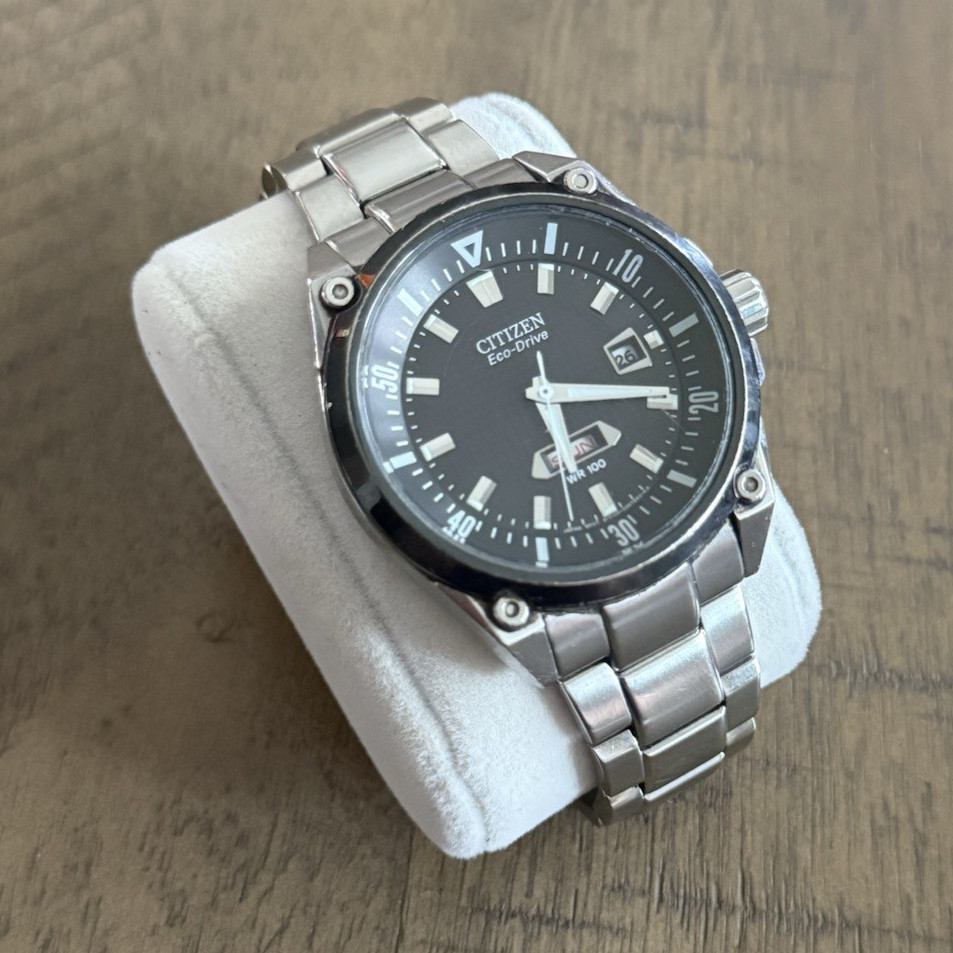 Citizen Eco-Drive WR100 Stainless Steel Men’s Watch Day/Date Black Dial E106