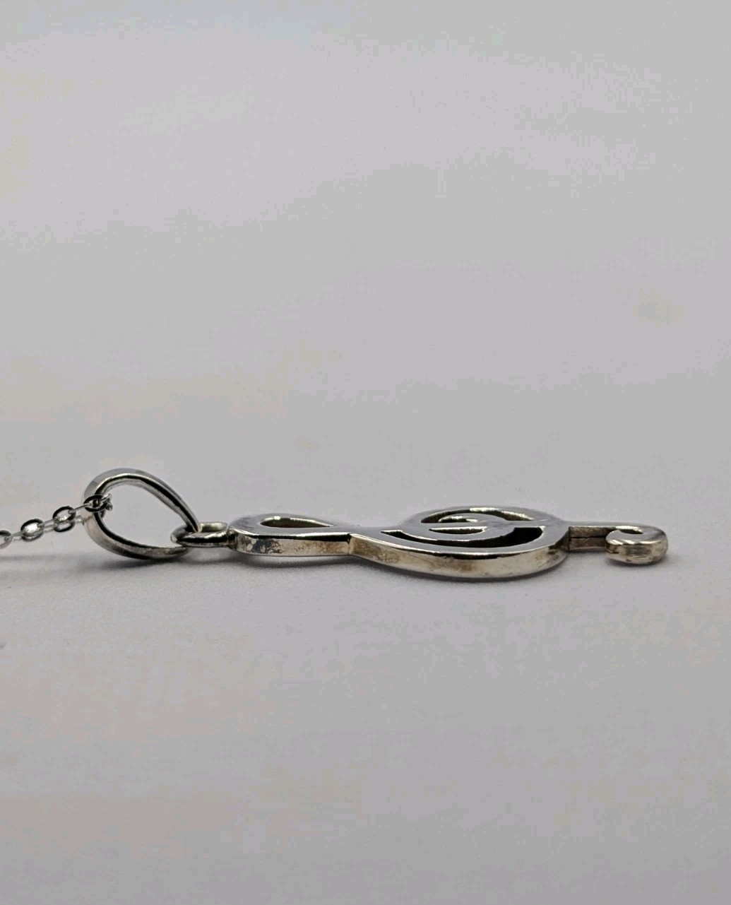 Vintage Sterling Silver Treble Clef Music Pendant 16-18″ Flat Cable 925 Necklace