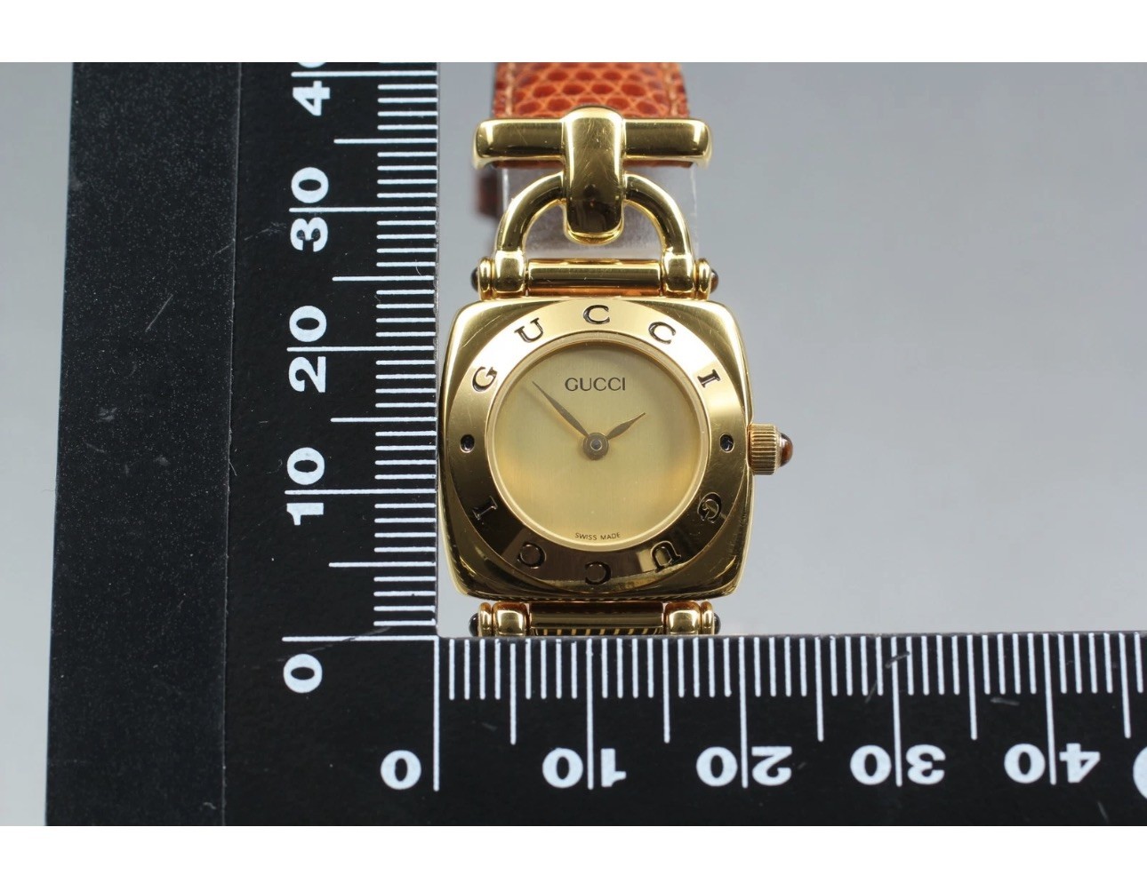 [ Exc+5 w/Case ] Gucci 6300L Gold Square Women’s Quartz Watch