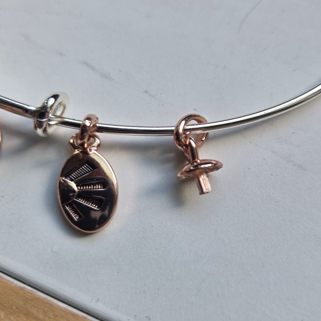 Women’s Unbranded Silver Rose Gold Charm Bracelet One Size