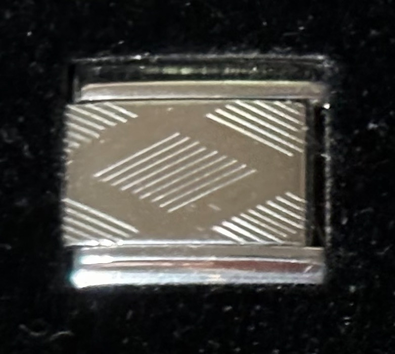 Diamond Laser Etched Wholesale Italian Charm Enamel 9mm Link K40 – K2016-3