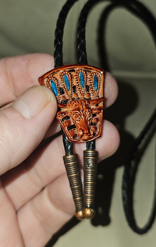 Vintage Longhorn Steer Enamel Bolo Tie Leather Metal Tips