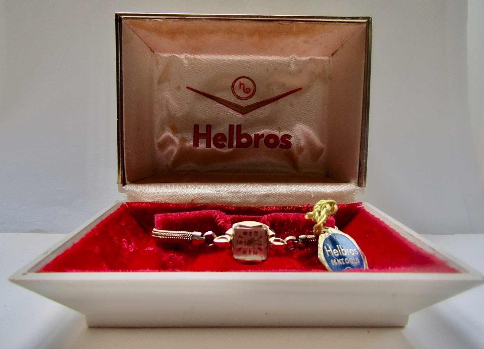 VTG. 1958 HELBROS Women’s 14K Solid Gold 17 Jewel Watch in Org. Case Broken Stem