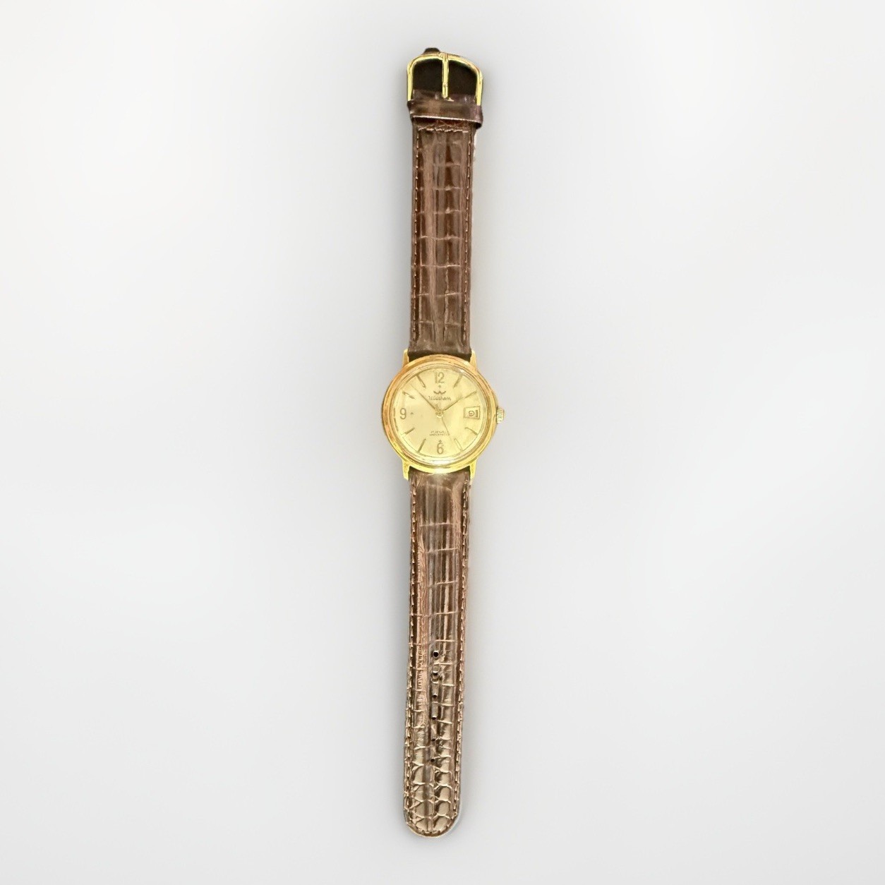 Vintage Waltham 17 Jewels Shockproof Date Mens Watch Gold HGE Swiss Wind France