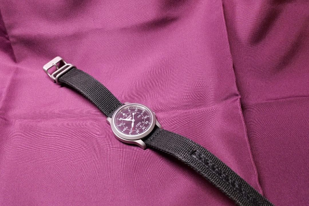 Seiko SNK809 Watch Tested & Works 7429