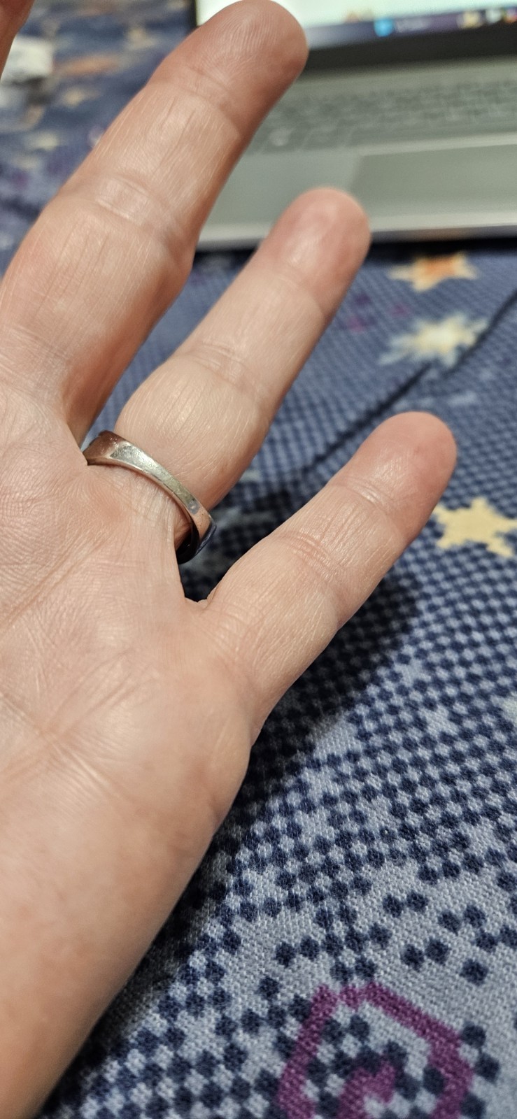 Beautiful!! 0.40ctw White Diamond Cocktail Ring Rhodium Plated Sterling Size 8