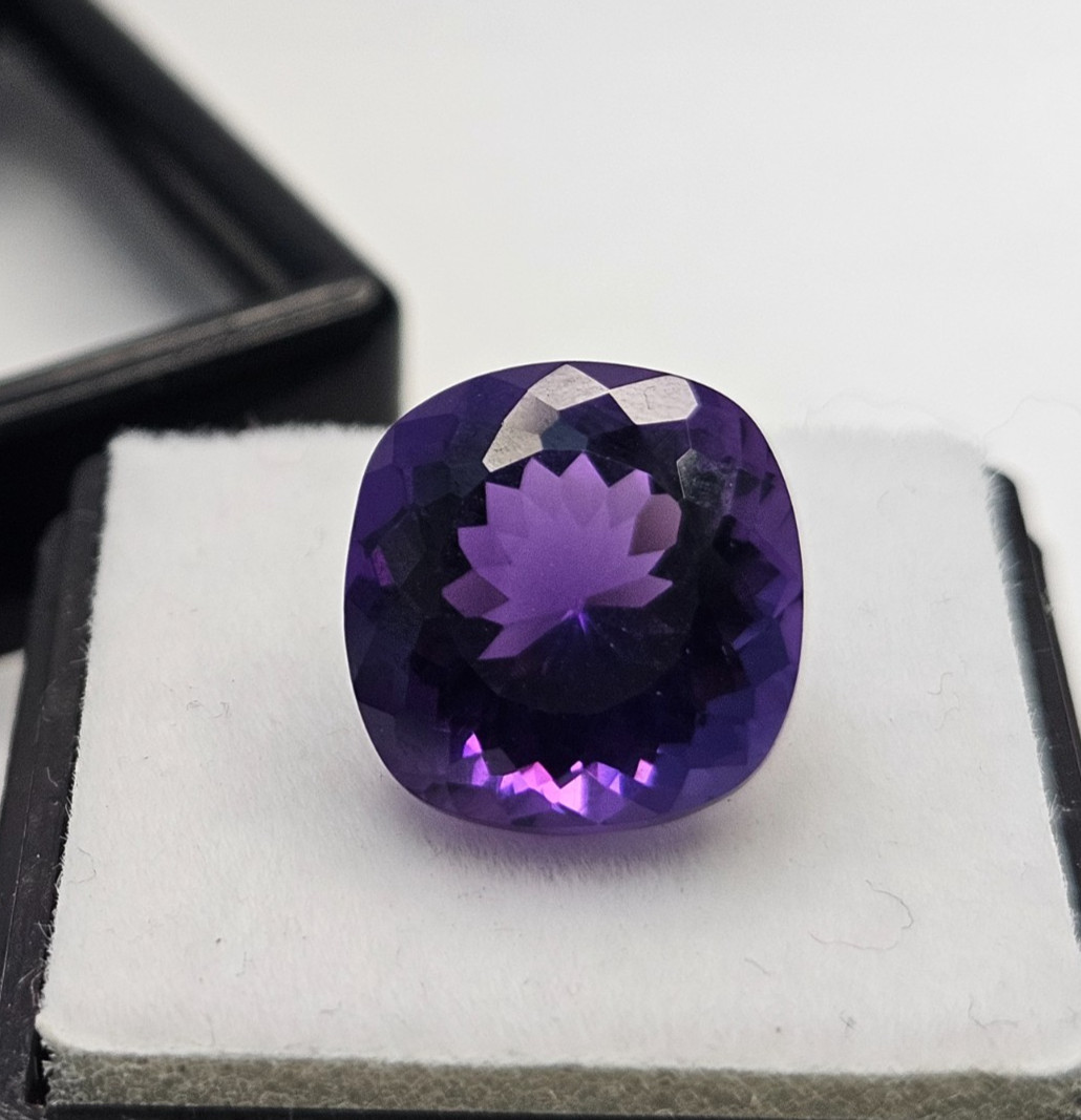 Purple Amethyst 6-7 Ct Cushion Cut Natural Certified For Ring Making Gemstone