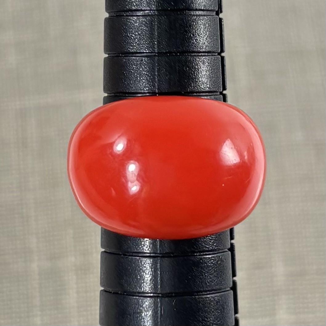 Vintage Lucite Acrylic RED Glossy Chunky Domed Ring Size 6.25 Mod Retro
