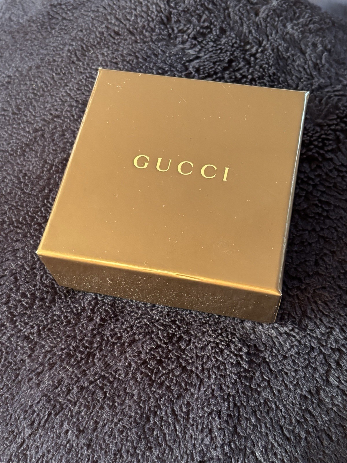 Gucci U-Play 129.5 ladies watch with 3 X stunning straps/bezels, In original box