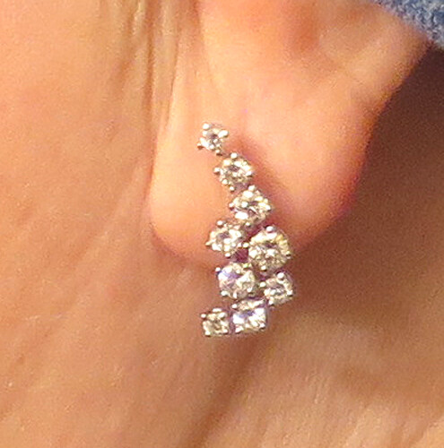18k White Gold Earrings 2 carat Round Diamonds, F color VS/SI1 clarity