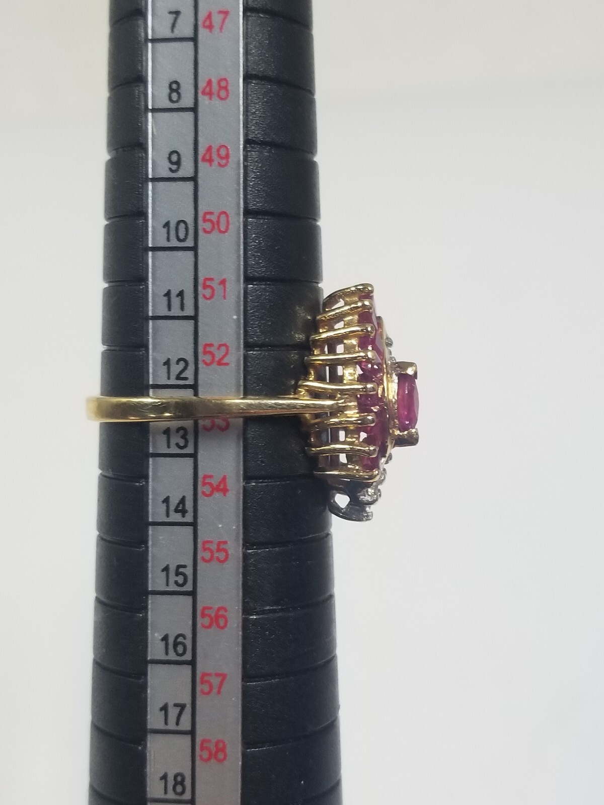 14k Yellow Gold Ruby & Diamond Cocktail Ring Sz 6.5 – 3.2 Grams TW