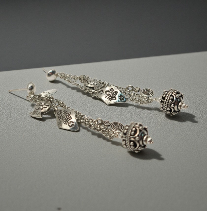 ​Vtg Misteria Sterling Silver Earrings 3.25 Long Shoulder Duster Fish Charms 19g