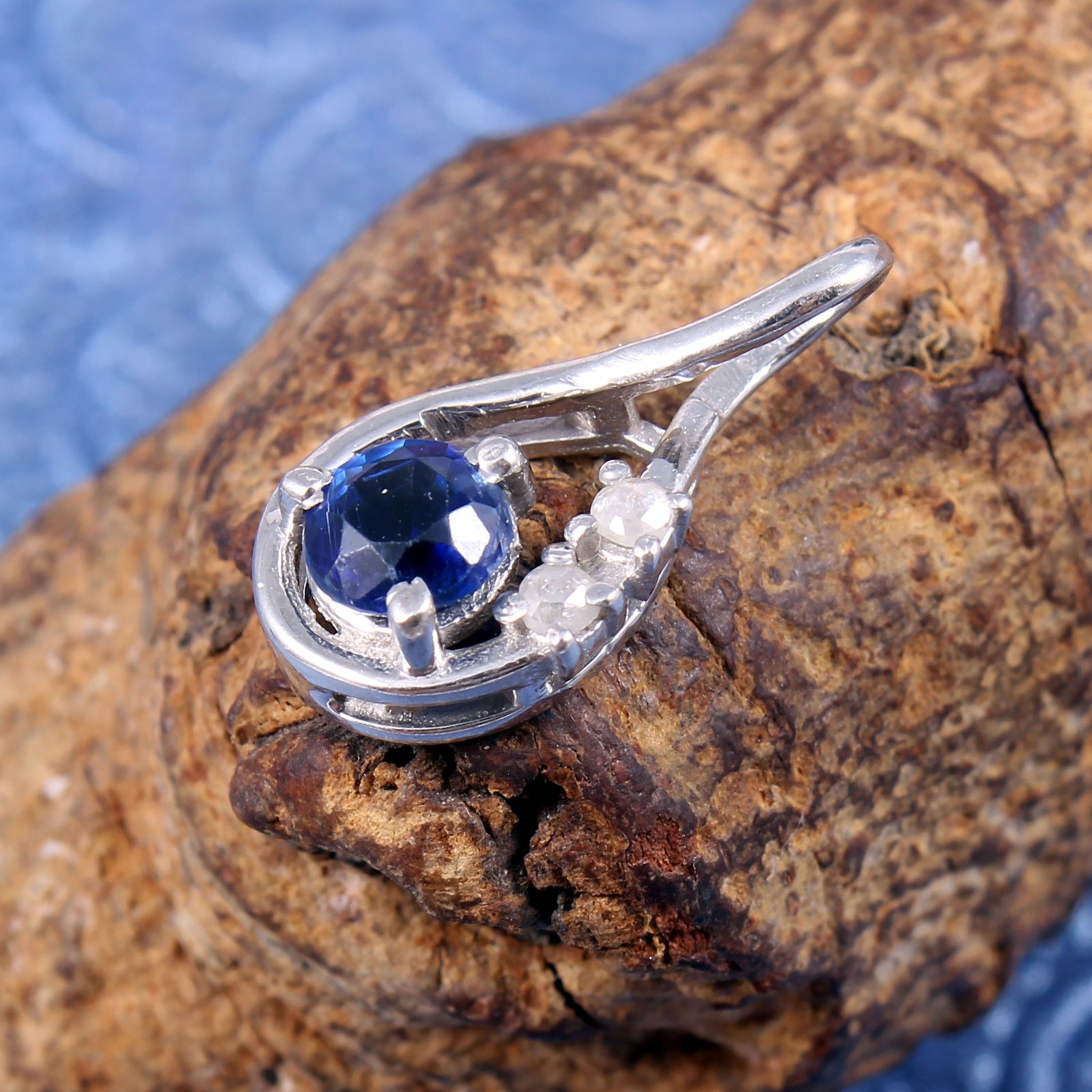 Handmade Sterling Silver Blue Sapphire Pendant: Rose Cut Diamond Jewelry Pendant