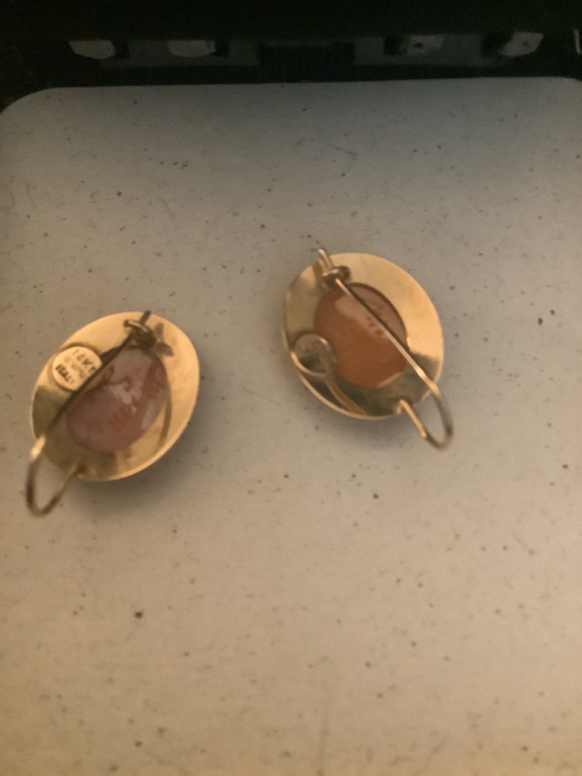 M+M Scognamiglio 14k Solid Y. Gold Kidney Wire Cameo Earrings