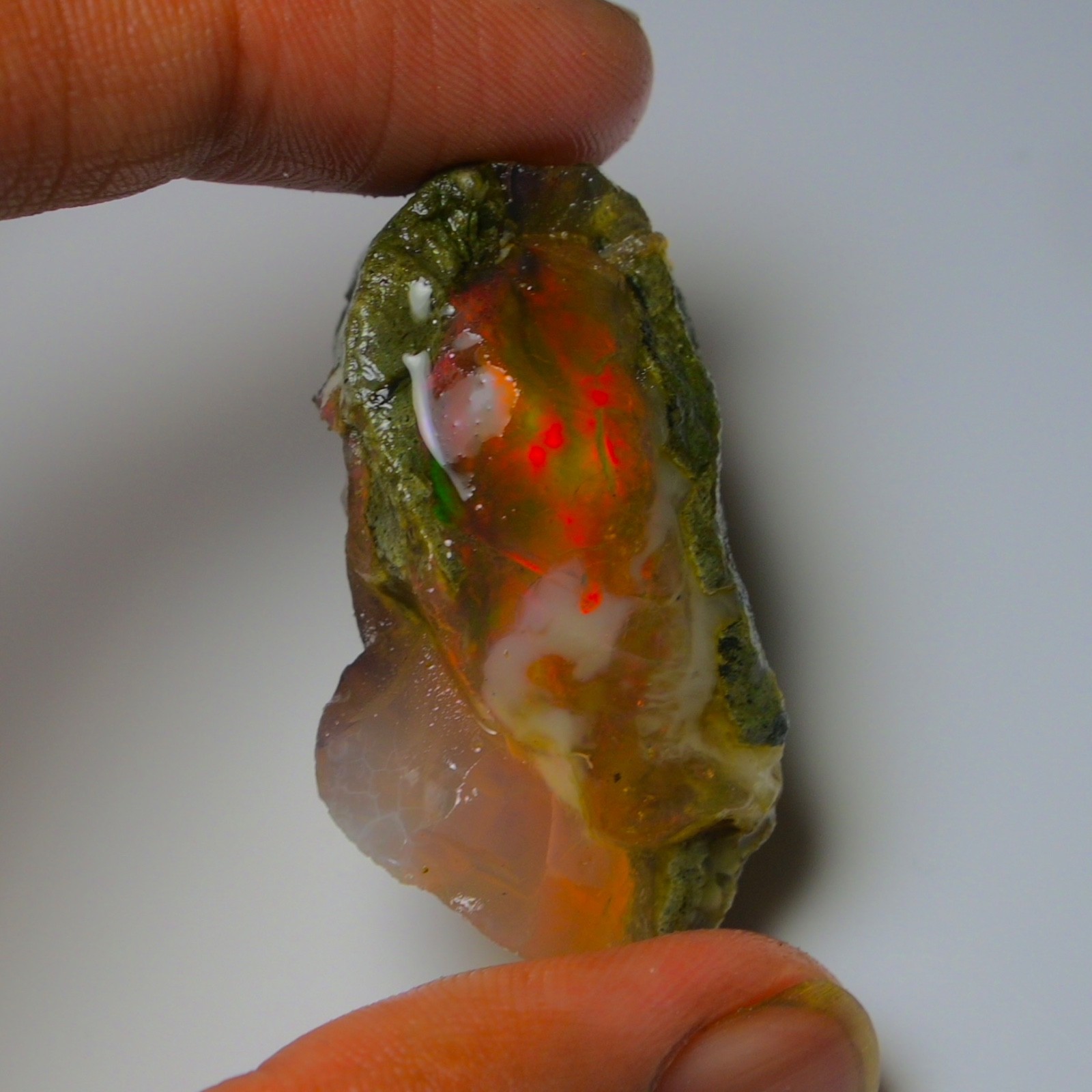 Ethiopian Oil Opal Specimen 100.00 cts Natural Rough Gemstone – Fire Opal Roug