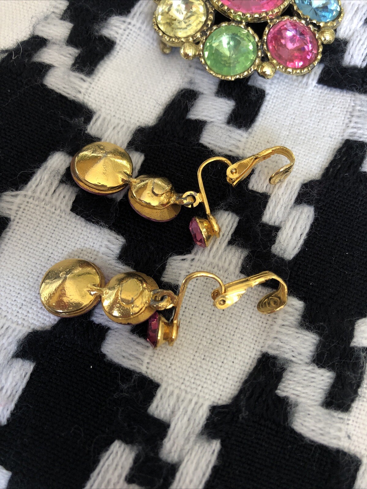 Extravagant Pink Vintage Jewelry Set