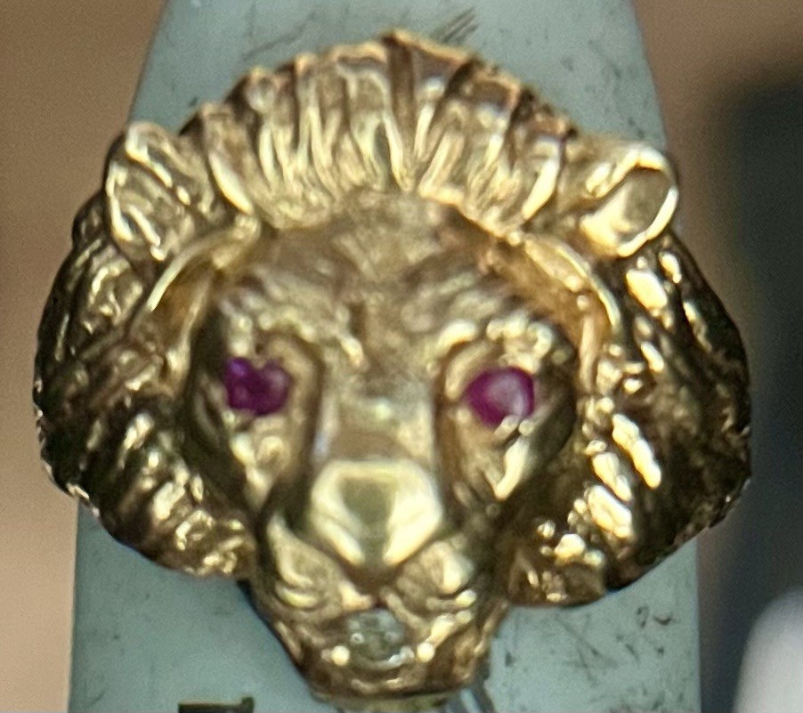 10k Solid Gold Man Ruby Eyes Diamond On The Mouth Size 9 Or 19mm Excellent C.