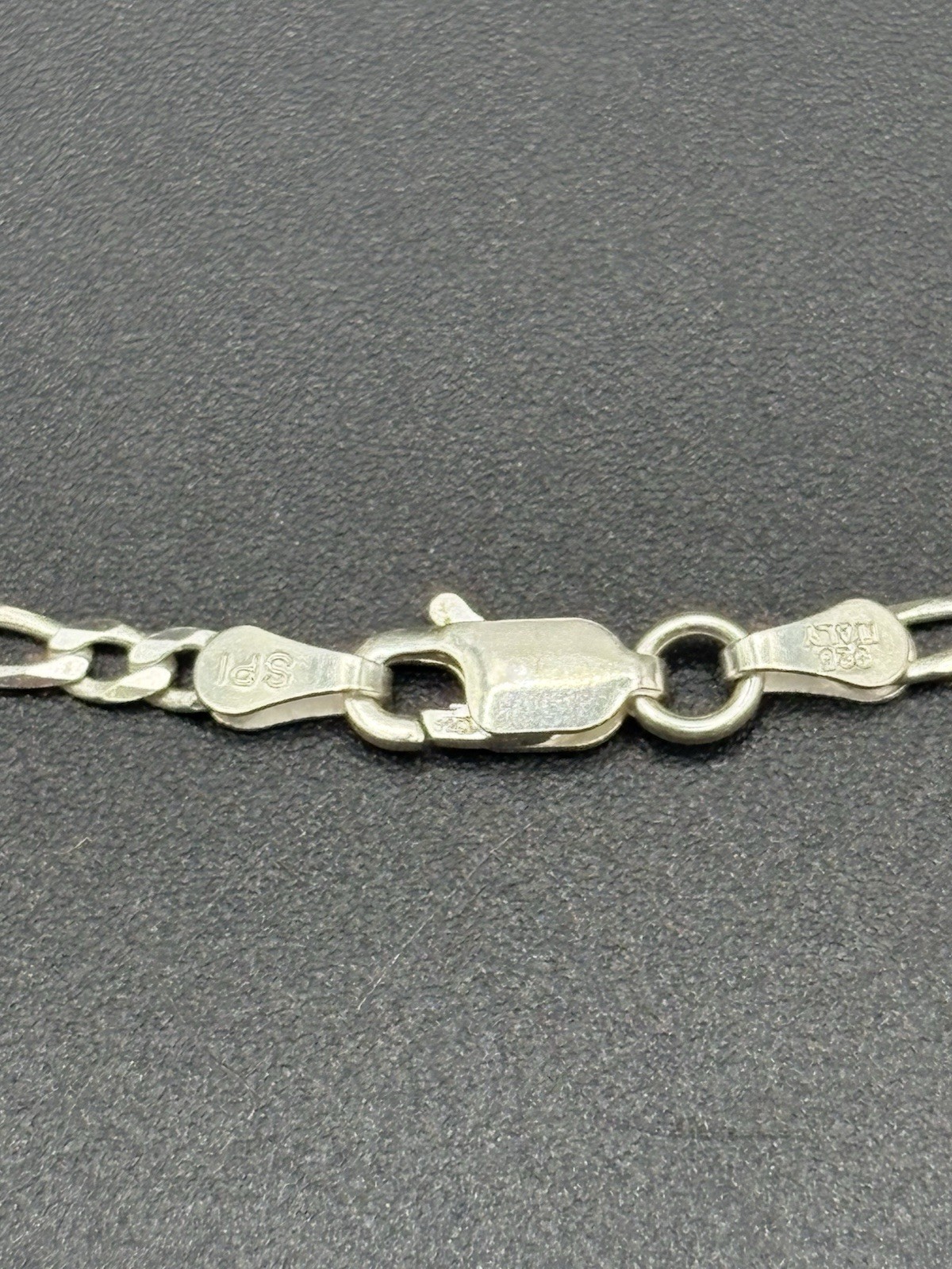 8″ Sterling Silver Fígaro Chain Gents Bracelet 2.25MM 2.4 Grams E29