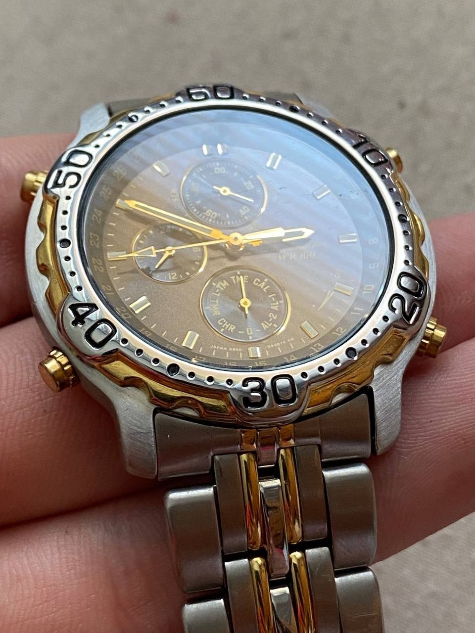 Citizen 6850-G81953 Y Chronograph Alarm WR100 Two-Tone Men’s Watch Quartz