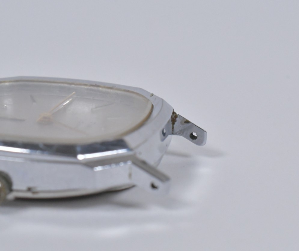 Vtg Timex Q Quartz Day Date Silver Tone 32mm M Cell AS IS PARTS or REPAIR