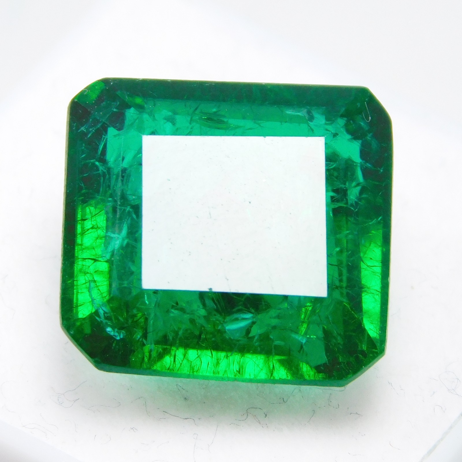 Stunning 11.40 Ct Natural Colombian Green Emerald – “Certified” Loose Gemstone