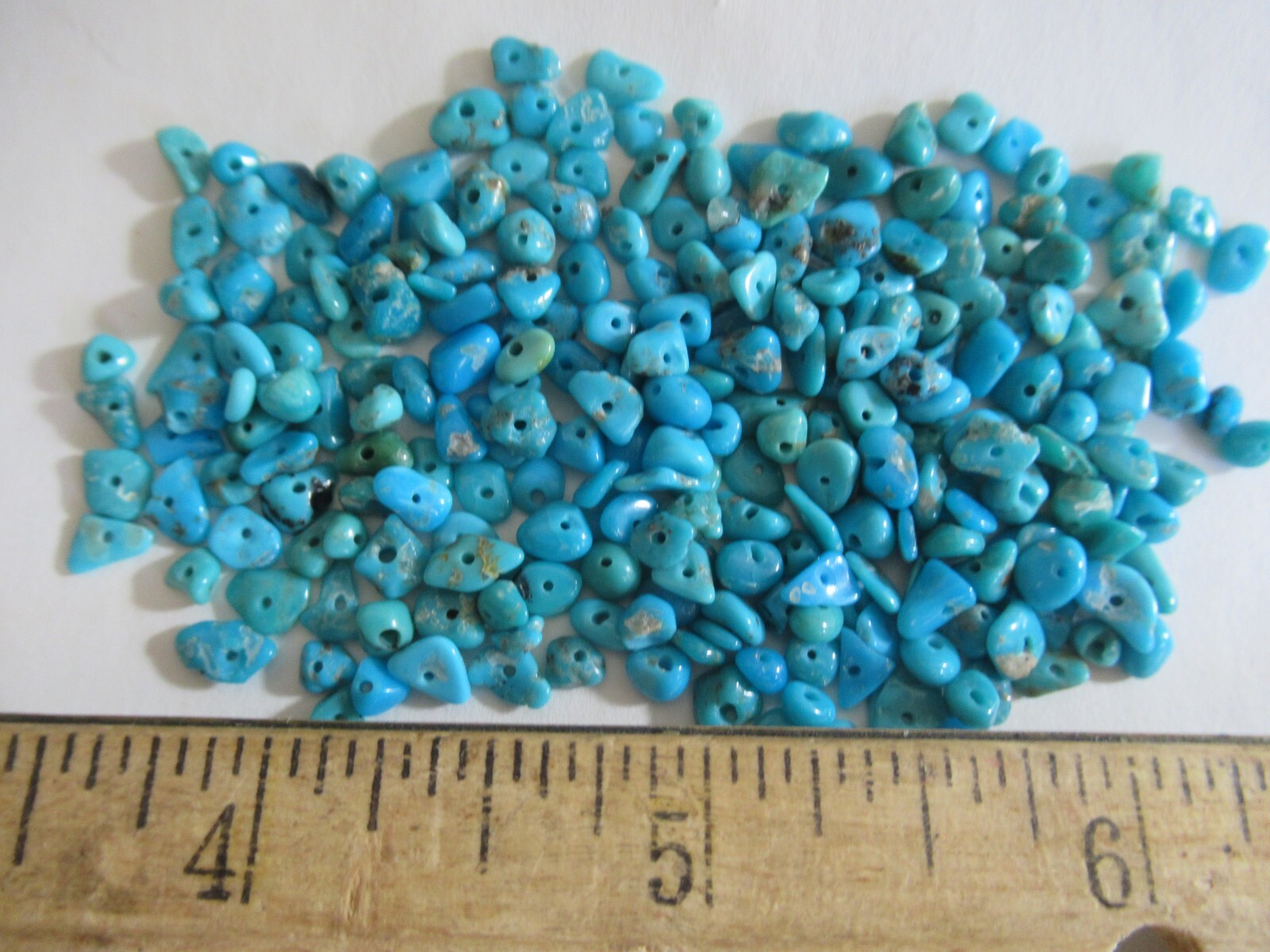 SLEEPING BEAUTY TURQUOISE 1/2 OZ DRILLED NUGGETS 4 X 3mm TO 7 X 4mm #606