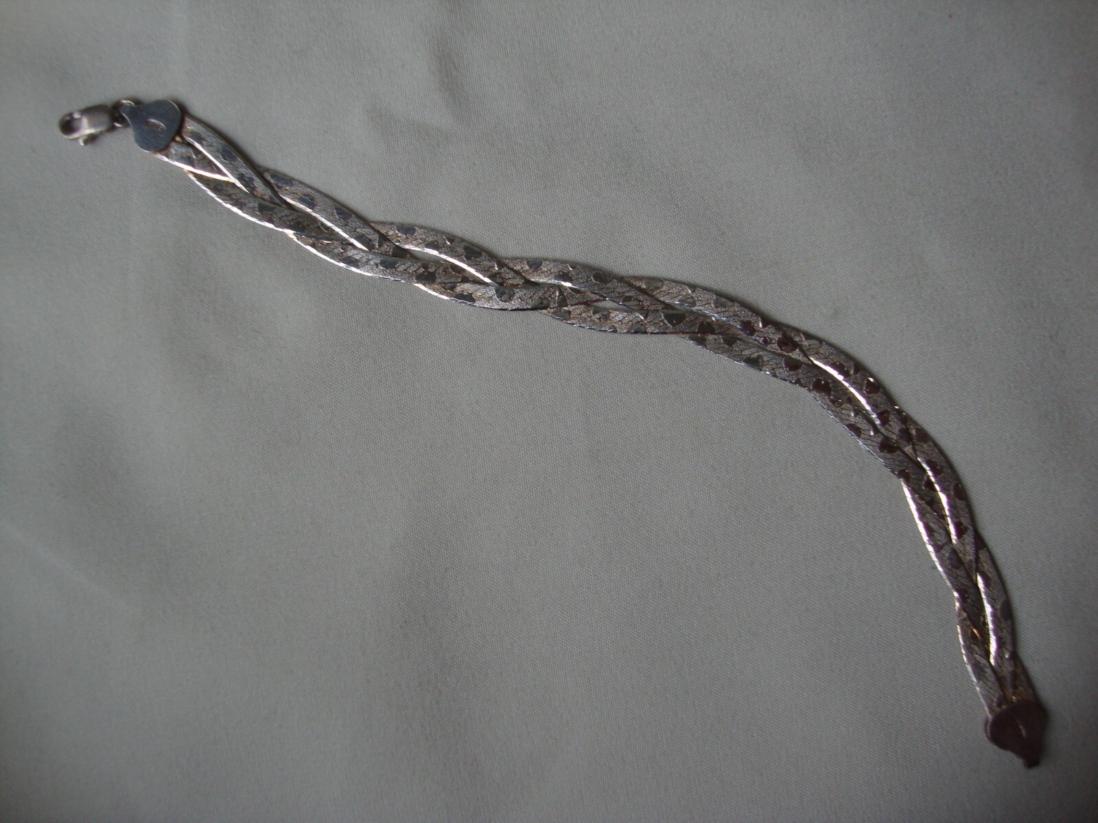 VINTAGE 3 EMBOSSED HERRINGBONE BRAIDED CHAINS 7″ SILVER STAMP ITALY 925 BRACELET