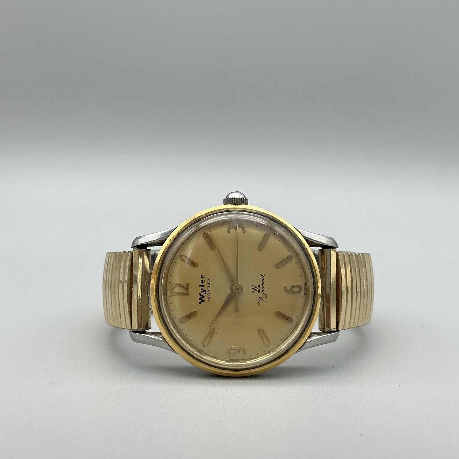 Vintage Wyler Mens Watch 32mm Two Tone Incaflex Dynawind Manual Wind