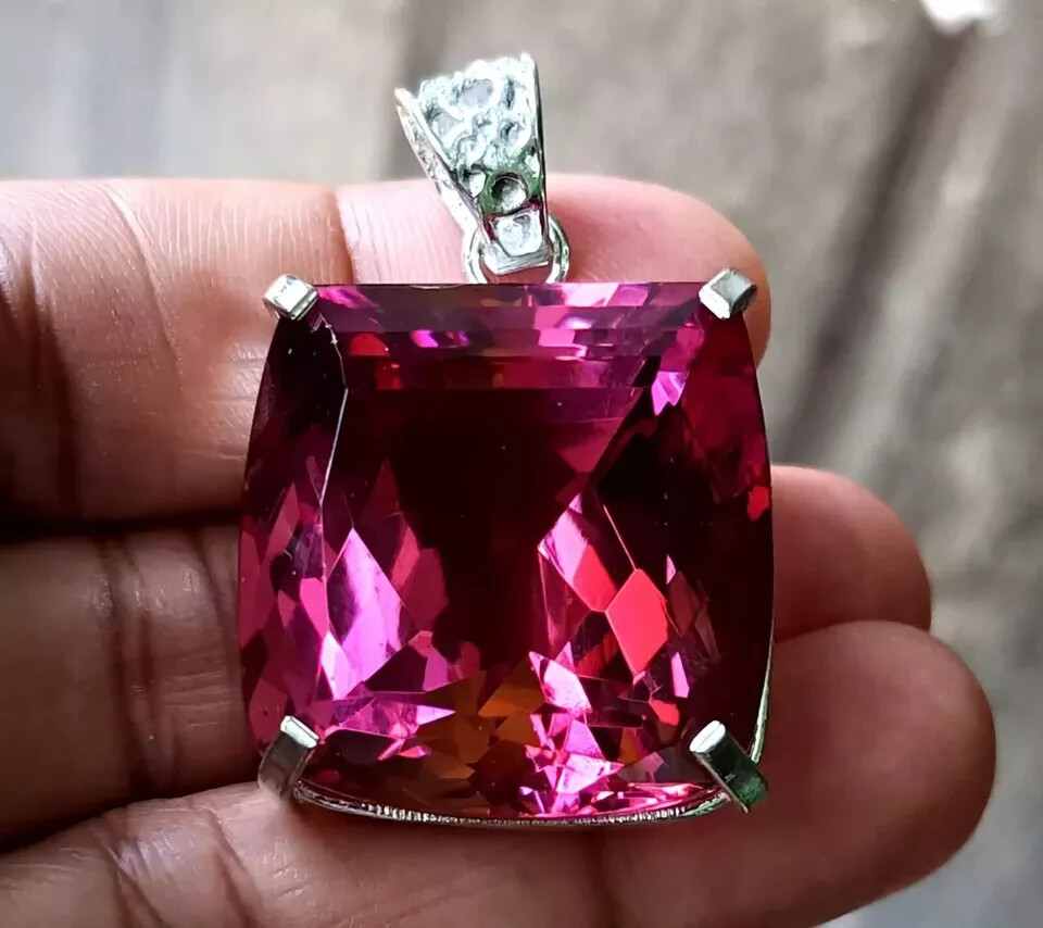 90Ct+ Natural Zultanite 7 Color Pendant 925 Silver Certified LG Gemstone
