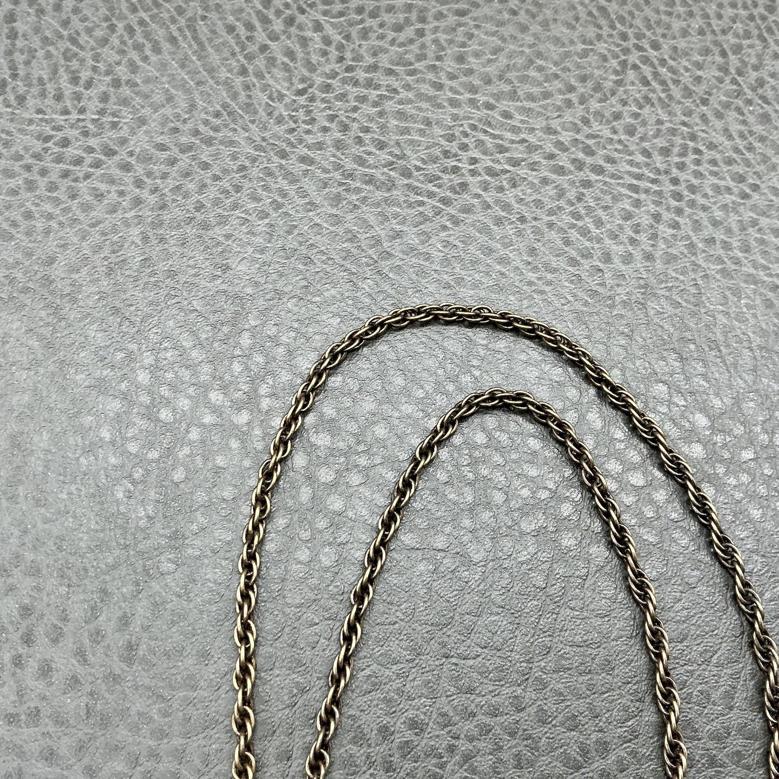 Ann Taylor Necklace Gold Tone Brown Glass Pendant Leaf Rhinestone Statement 26″