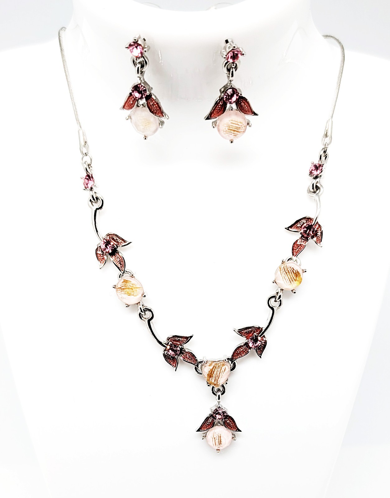 DESIGNER INSPIRED 20 in PINK MULTI CRYSTAL SILVER TONE FLORAL DROP JEWELRY SET