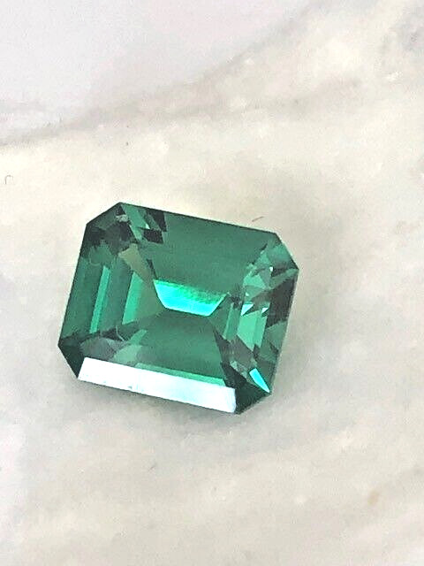 RARE Vibrant Green OCTAGON Cut YAG 11x9mm Loose Stone