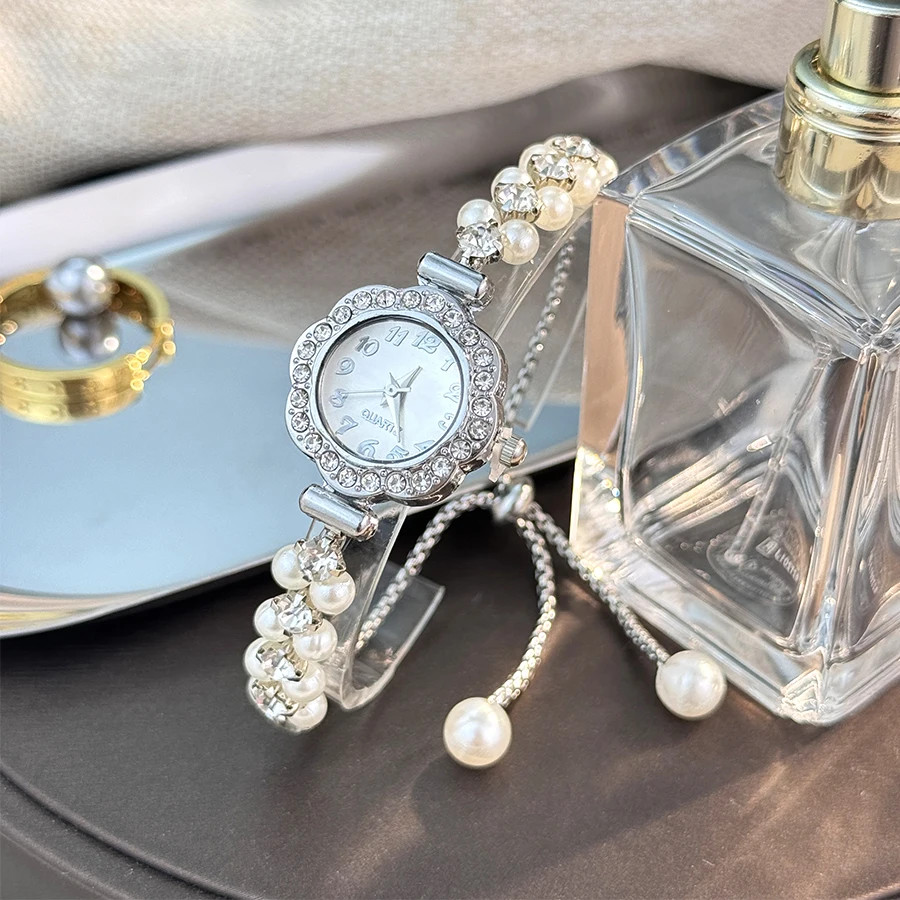 Double-Row Pearl Pull-Open Bracelet Diamond-Encrusted Case Arabic Numeral Scale