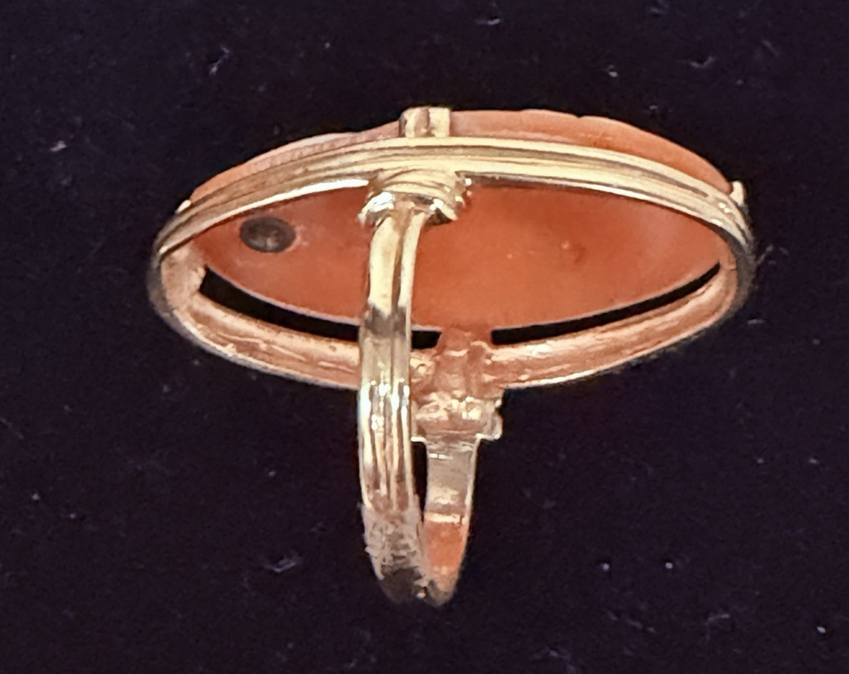 14k Yellow Gold Size 6.5 Vint Cameo Ring 7.0g 2.65mm 32.69mm x 18.50mm x 7.7mm