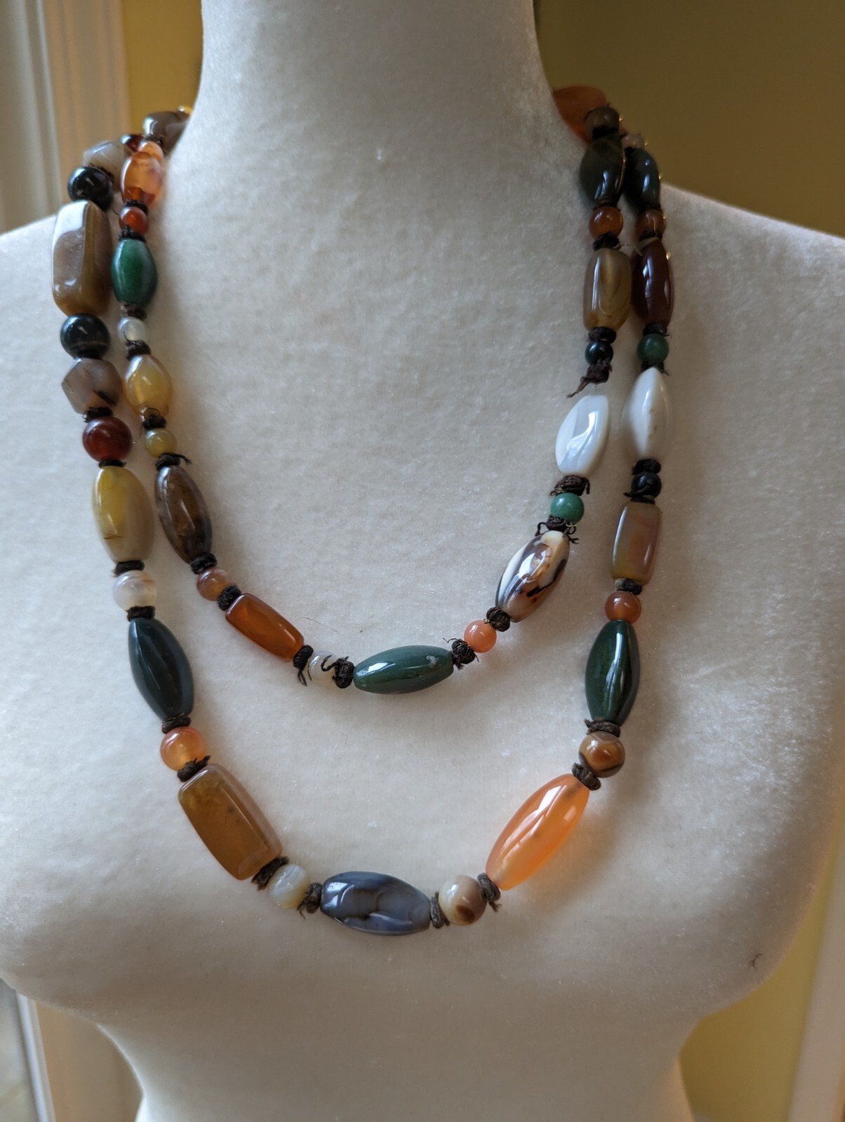 Semi Precious Polished Agate 54″ Necklace Hand Knotted Southeast Asia VNTG 1960s