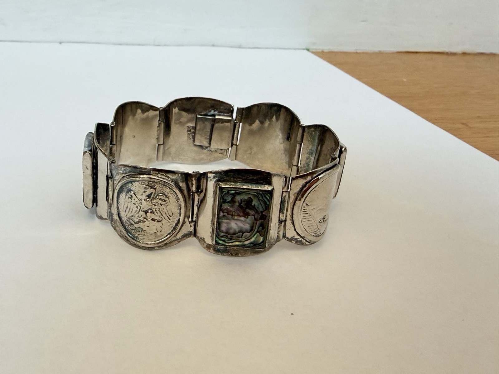 VINTAGE Hecho en Mexico Panel BRACELET WITH ABALONE & Beads- 7″ B5