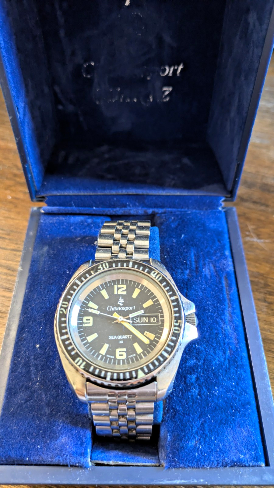 Vintage Chronosport Sea Quartz 30 Quartz Black Dial Day/Date Diver Watch