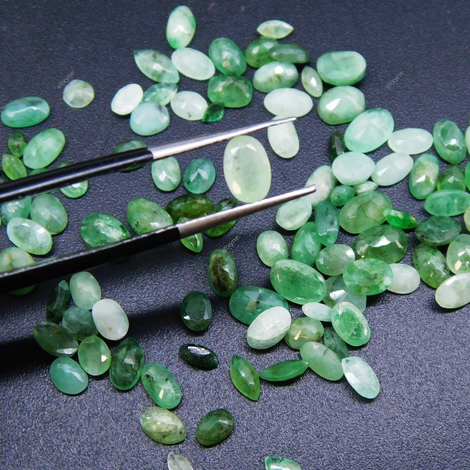 Lot of 126 Pcs 25 Cts Natural Green Emerald Oval Cut Certified Loose Gemstones
