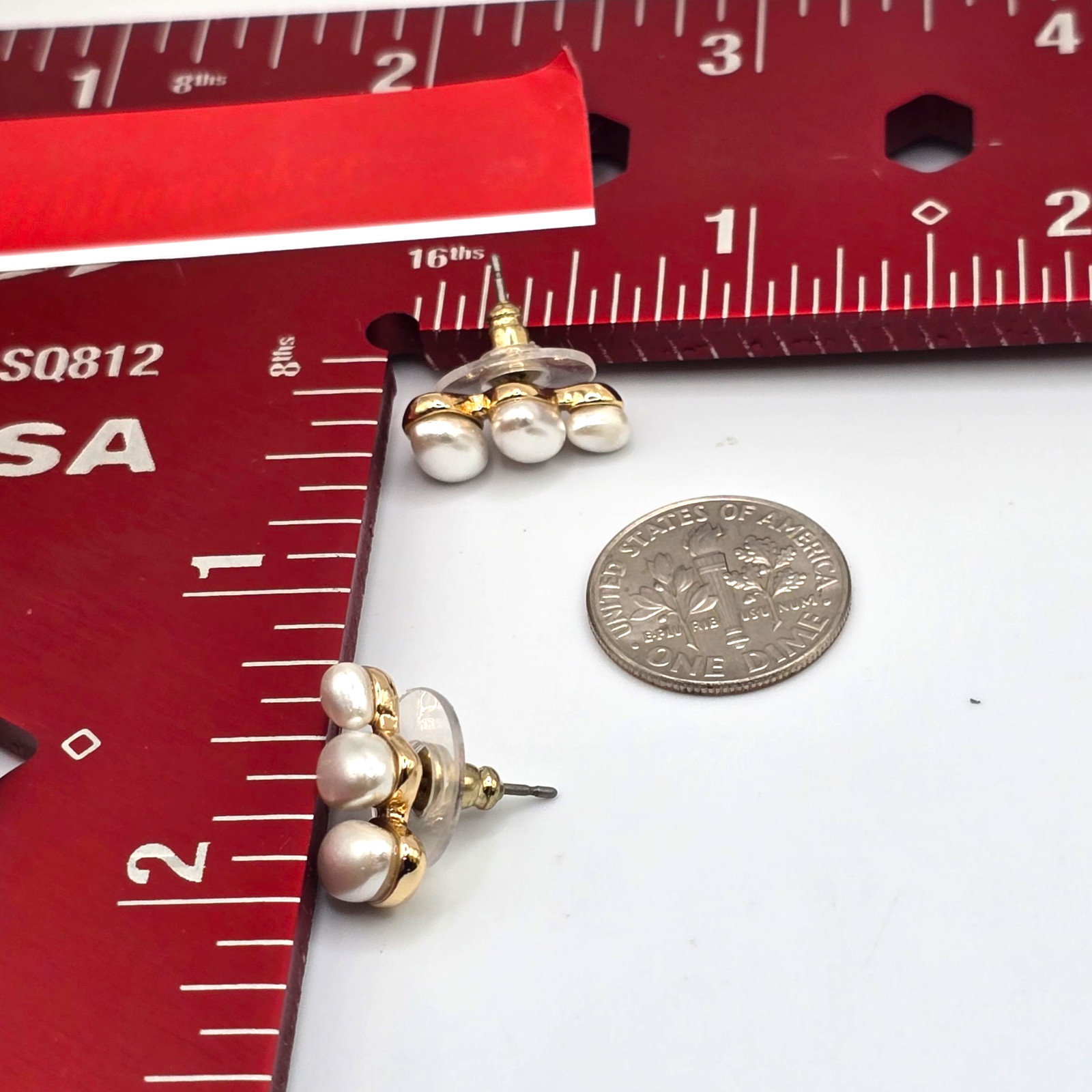 Earrings Gold Tone Faux Pearl Cluster Stud Womens Post Back Dainty SKU2410